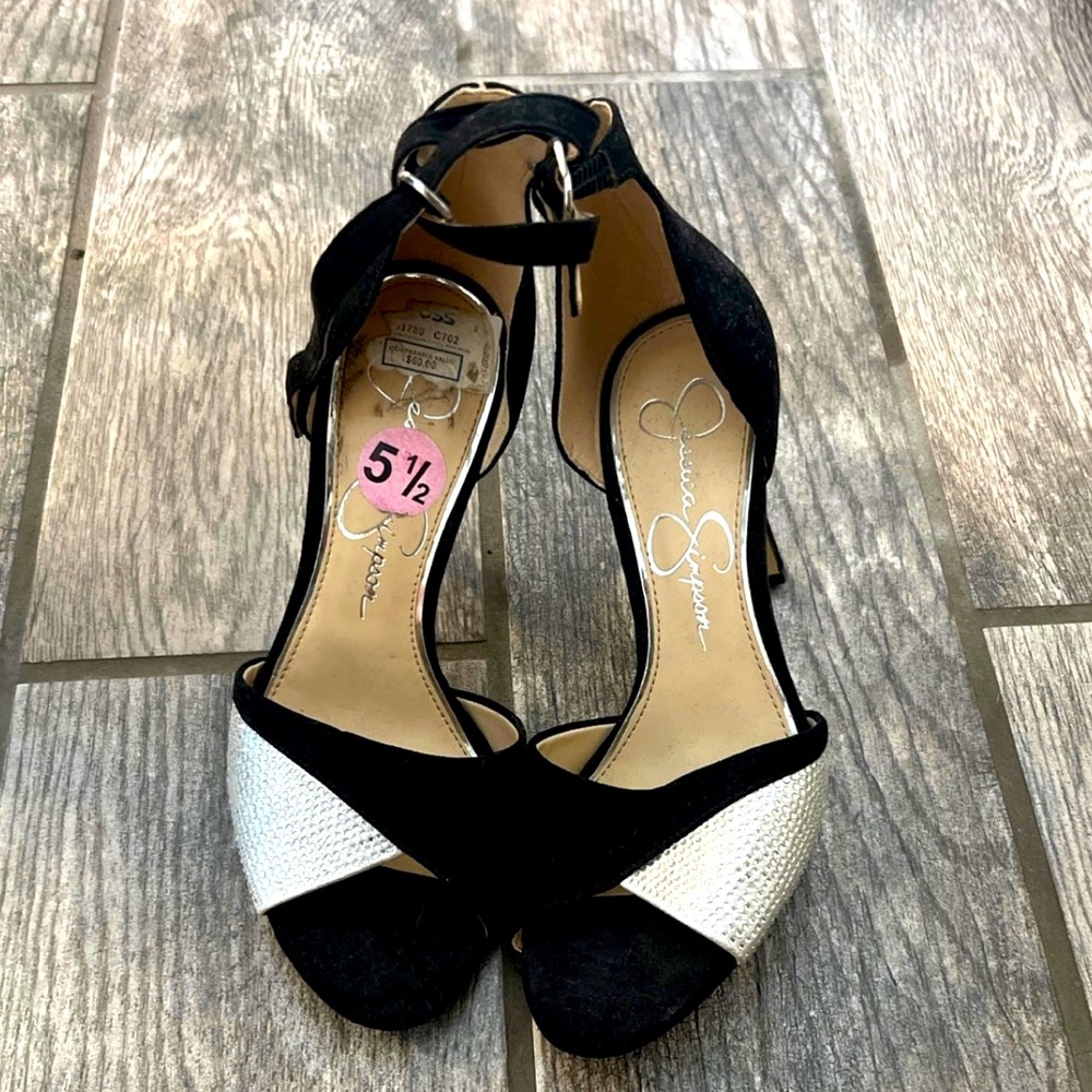 Jessica Simpson black shoes size 5.5 heels